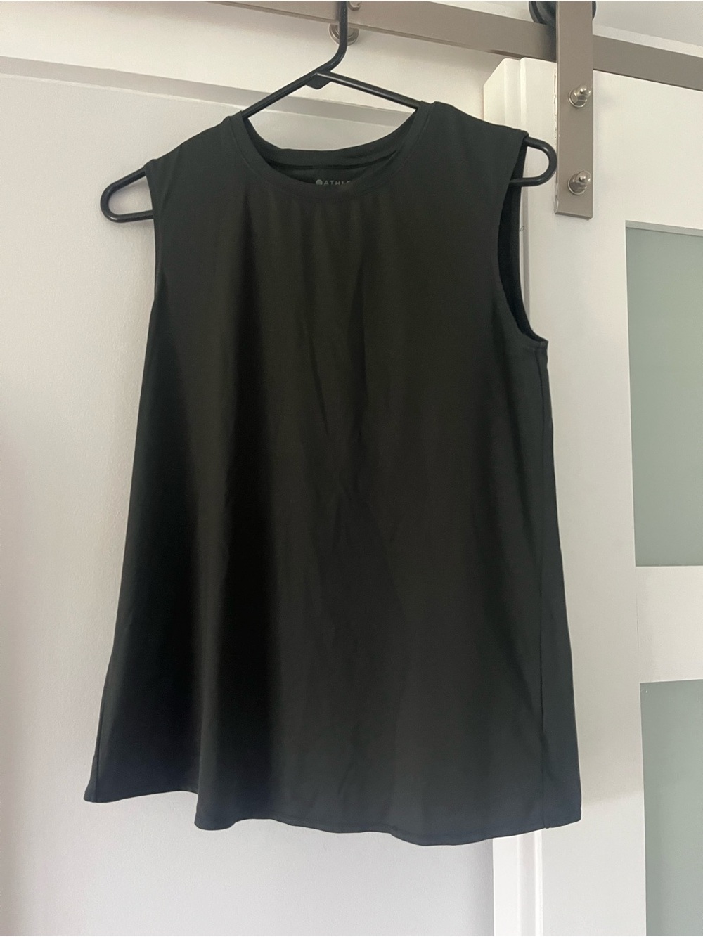 Athleta Black Sleeveless Crew Neck Tank